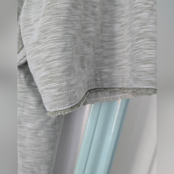 Tommy Bahama IslandZone V-Neck T-Shirts Size  XLT - Picture 3 of 13